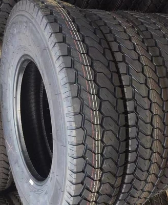 700R16 van de Busbanden van de bedrijfsvoertuigvrachtwagen Radiale LT. Truck Tires With-Buis